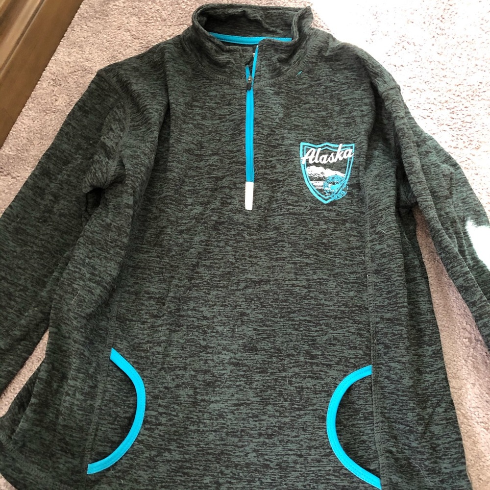 Alaska warm half zipped up hoodie